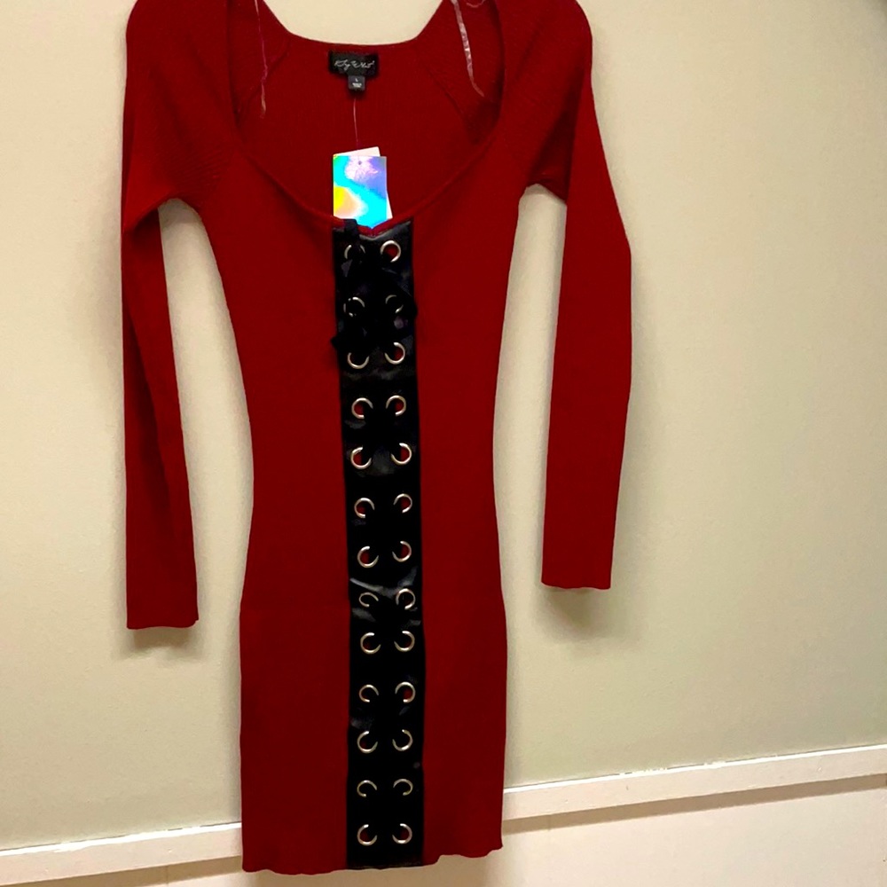 NWT red lace up sweater dress size large (juniors)